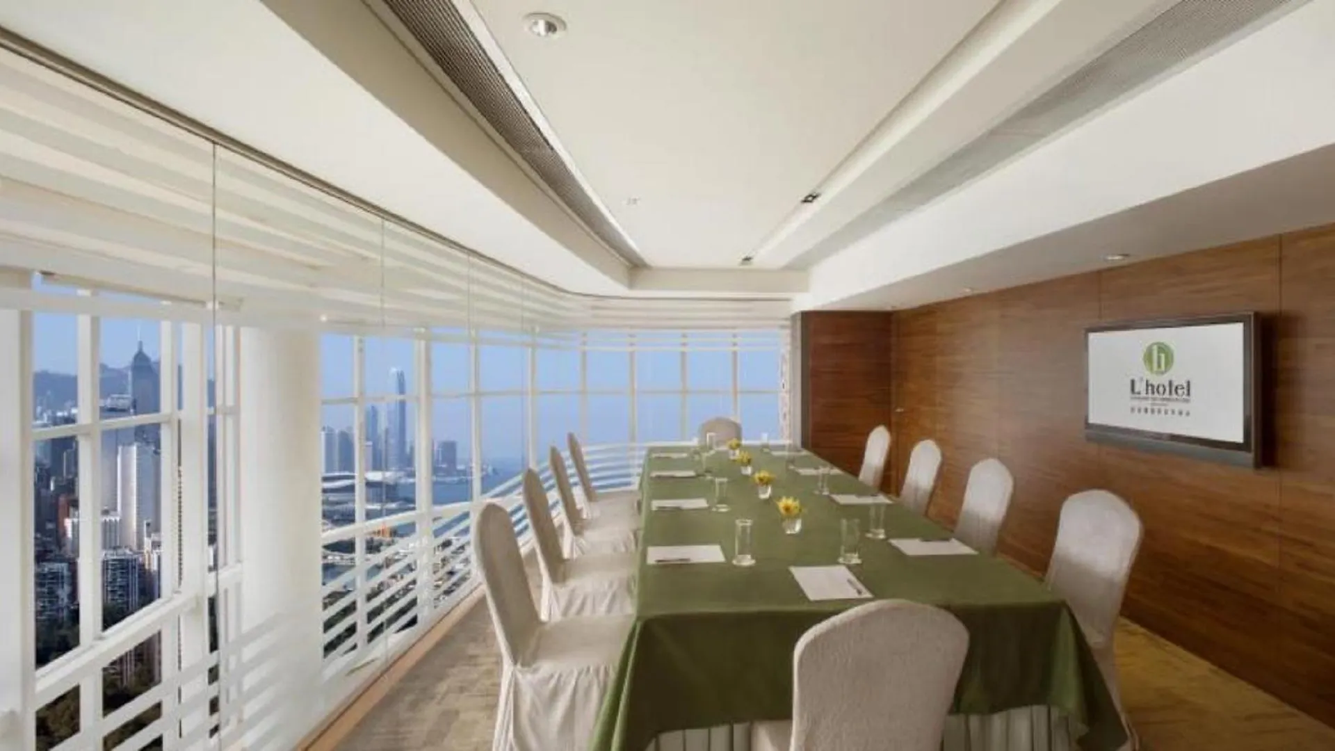 Nina Hotel Causeway Bay Hong Kong