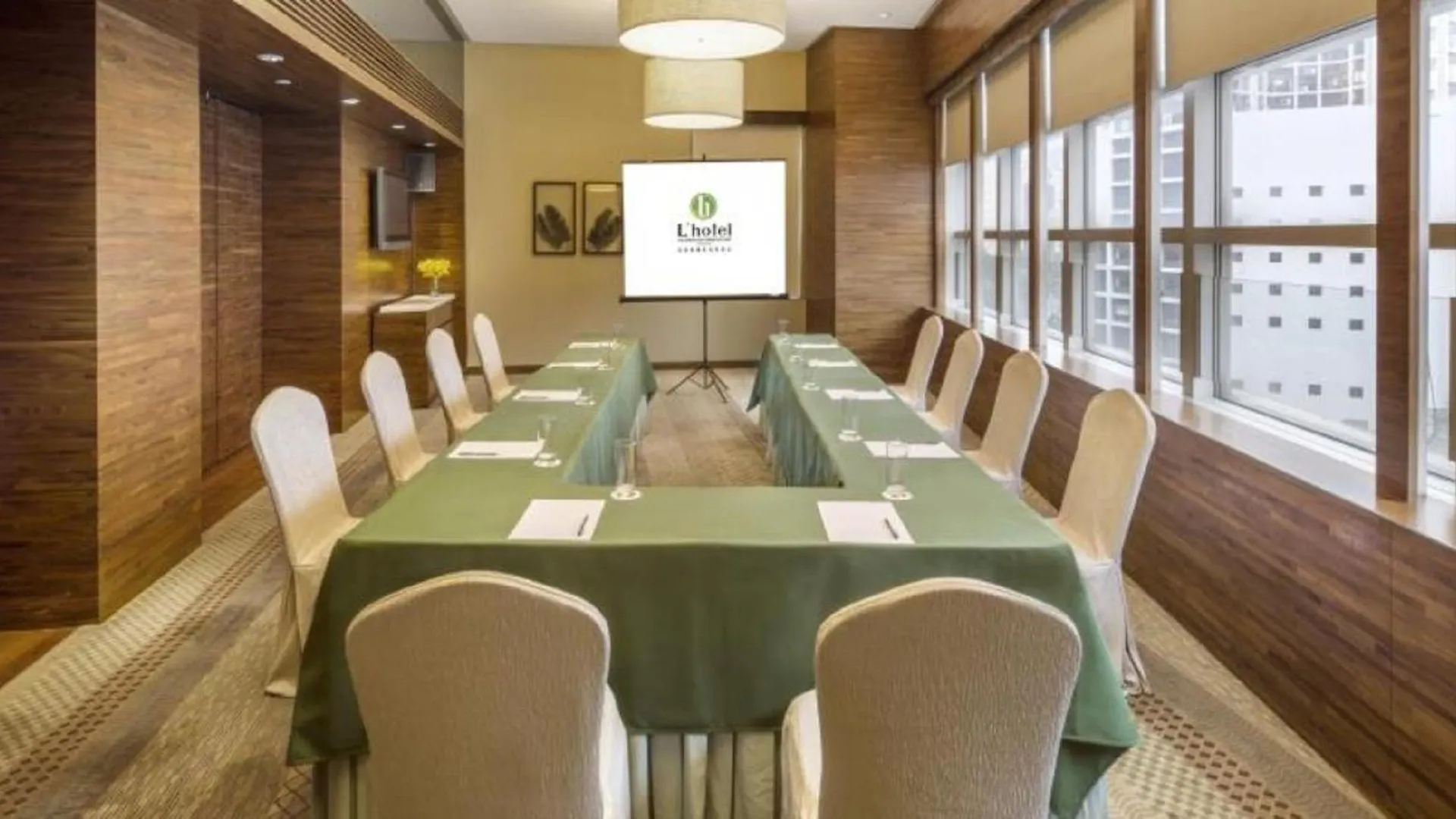 Nina Hotel Causeway Bay Hong Kong