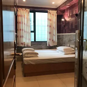  Hostal Venetian